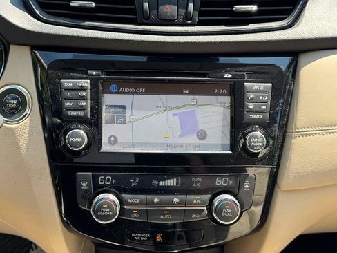Used 2017 Nissan Rogue SL w/ SL Premium Package AWD/4WD image 20