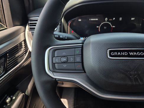 New 2026 Jeep Grand Wagoneer 4WD image 23