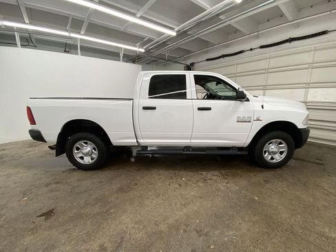 Used 2017 RAM 3500 Tradesman w/ Popular Equipment Group image 7