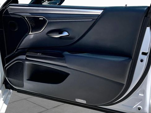 Used 2019 Lexus ES 350 F Sport w/ Accessory Package 2 FWD image 27