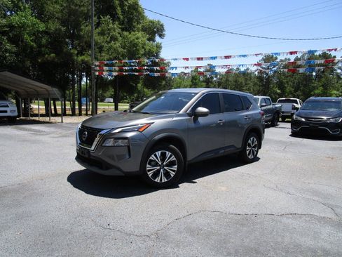Used 2023 Nissan Rogue SV FWD image 35