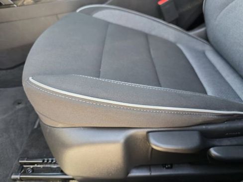 Used 2024 Chevrolet TrailBlazer LS w/ LS Convenience Package image 17