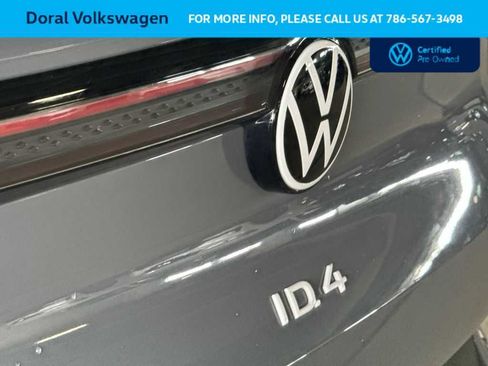 Used 2023 Volkswagen ID.4 Pro RWD image 9