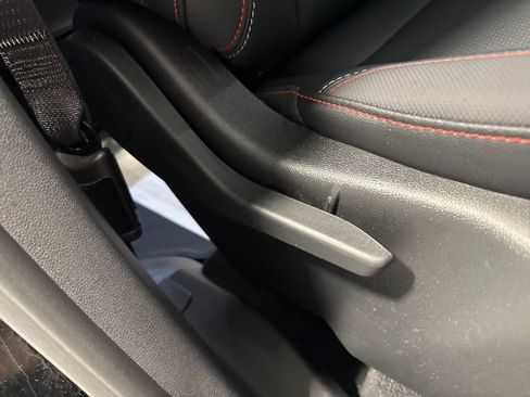Used 2024 Chevrolet Traverse Z71 w/ LPO, Floor Liner Package AWD/4WD image 34