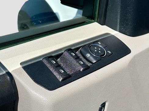 Used 2020 Ford F550 4x4 Crew Cab Super Duty image 19