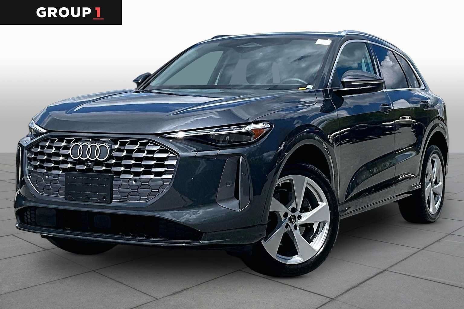 Used 2025 Audi Q5 Premium Plus w/ Premium Plus AWD/4WD image 1