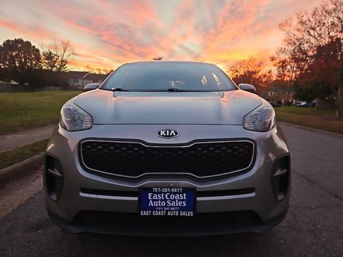 Used 2019 Kia Sportage LX image 9