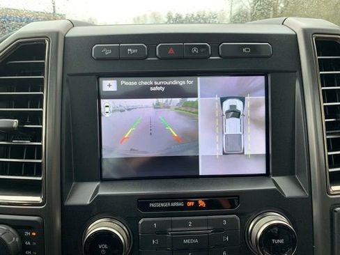 Used 2017 Ford F150 Raptor w/ Equipment Group 802A Luxury image 20