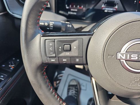 Used 2026 Nissan Kicks SR FWD image 14
