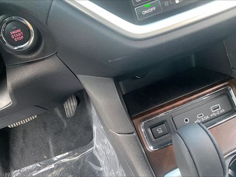 New 2025 Subaru Ascent Touring w/ Popular Package #2 image 21