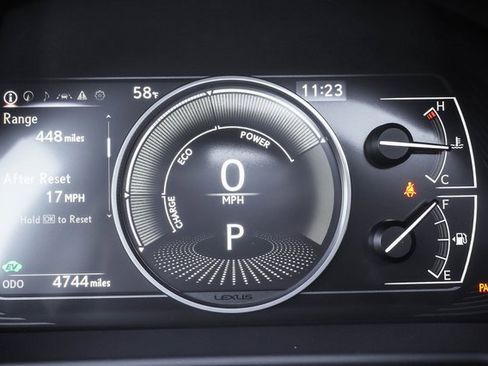 Certified 2025 Lexus ES 300h w/ Premium Package image 14