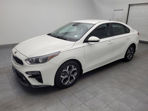 Used 2019 Kia Forte LXS FWD image 2