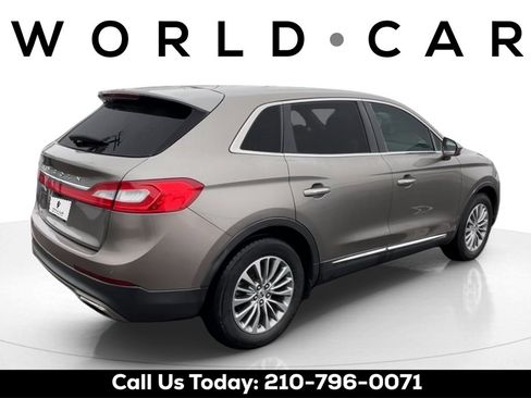 Used 2016 Lincoln MKX Select w/ Select Plus Package image 8