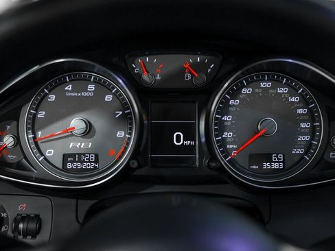 Used 2011 Audi R8 V8 image 30