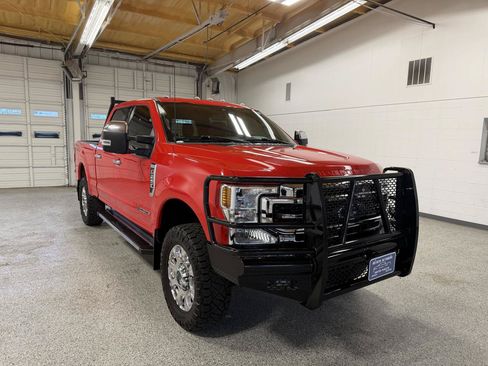 Used 2022 Ford F250 Lariat w/ Chrome Package AWD/4WD image 4