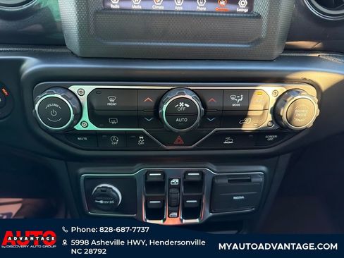 Used 2022 Jeep Gladiator Sport image 19