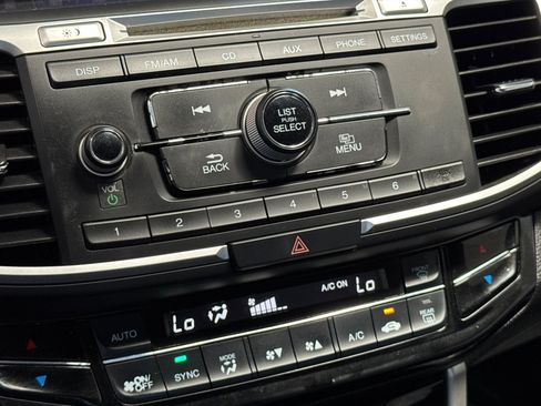 Used 2017 Honda Accord LX image 18