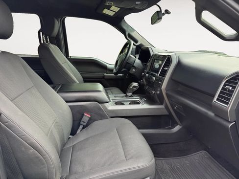 Used 2016 Ford F150 XLT w/ Equipment Group 302A Luxury AWD/4WD image 10