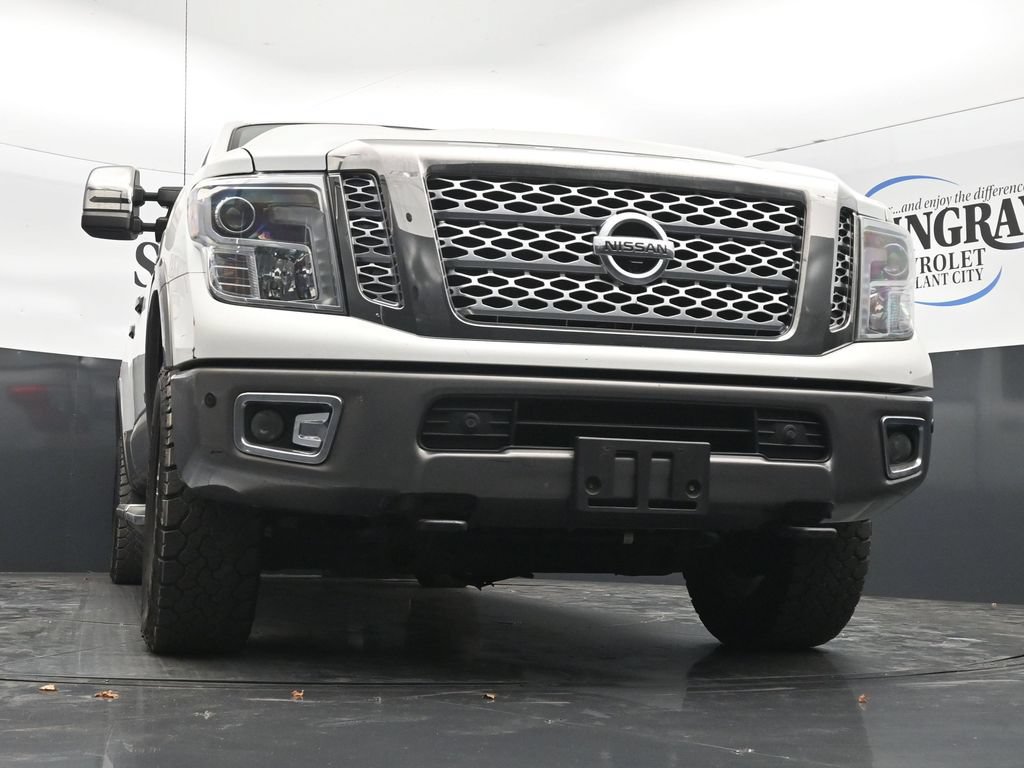 Used 2016 Nissan Titan Platinum Reserve AWD/4WD image 27