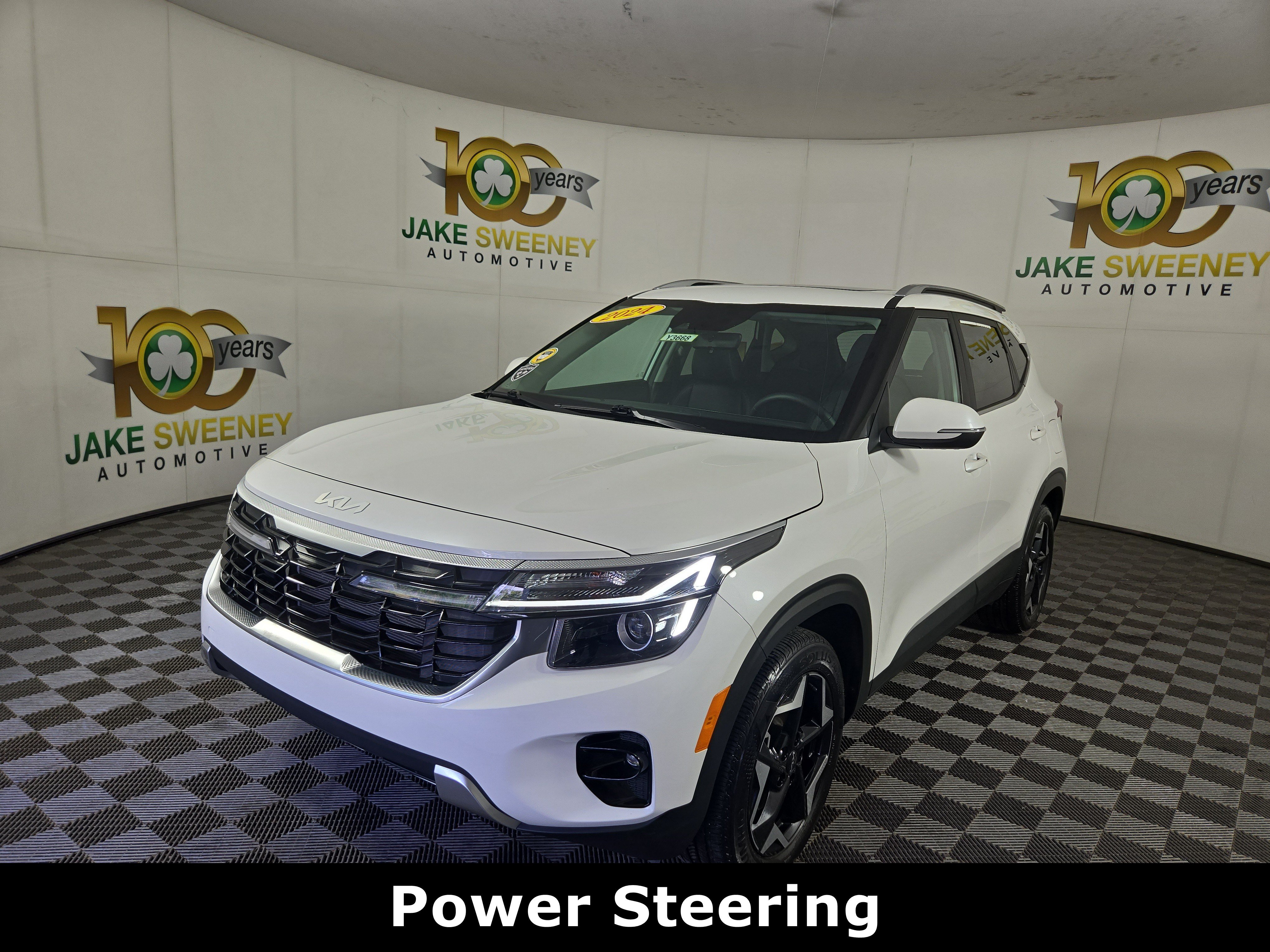 Used 2024 Kia Seltos EX AWD/4WD image 3