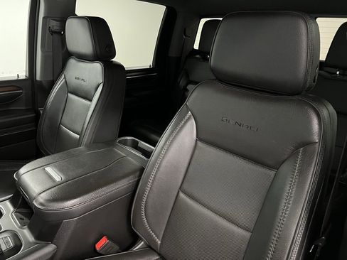 Used 2024 GMC Sierra 2500 Denali w/ Denali Reserve Package image 24