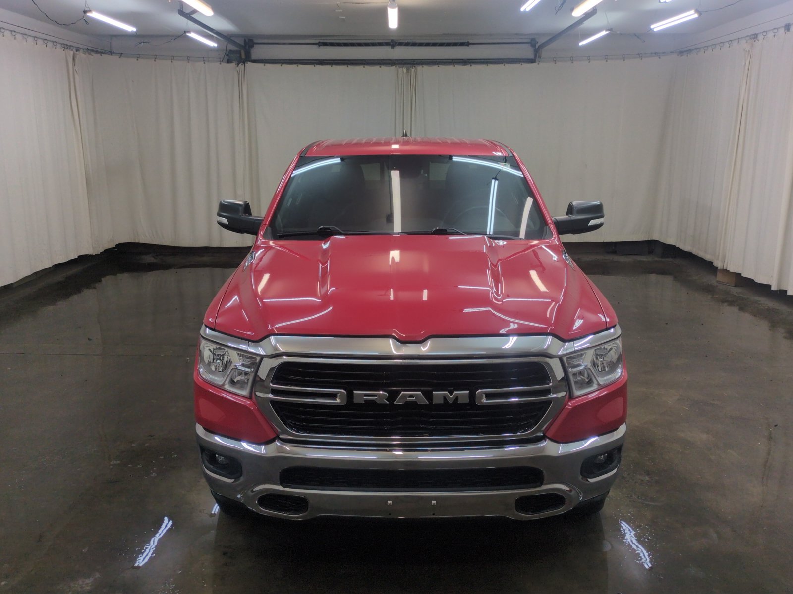 Used 2019 RAM 1500 Big Horn AWD/4WD image 2
