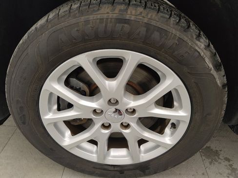 Used 2017 Jeep Cherokee Latitude image 31