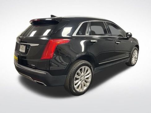 Used 2018 Cadillac XT5 Platinum image 5