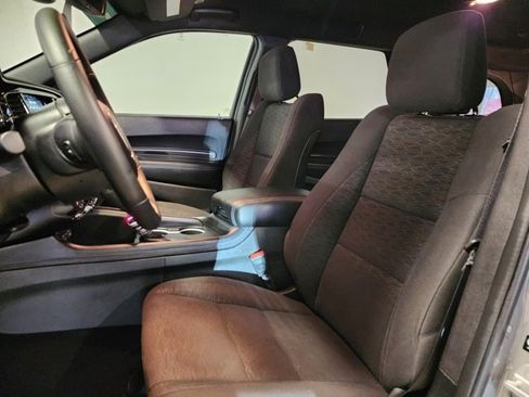 Used 2022 Dodge Durango SXT w/ Blacktop Package image 12