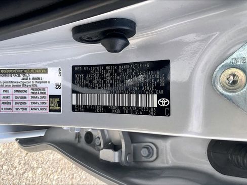 Used 2024 Toyota Corolla LE image 34