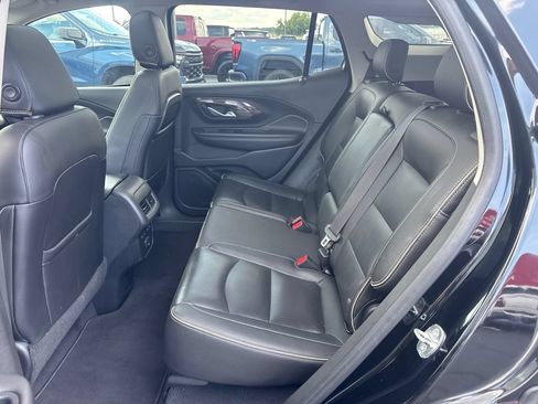 Used 2020 GMC Terrain Denali w/ Denali Premium Package FWD image 15