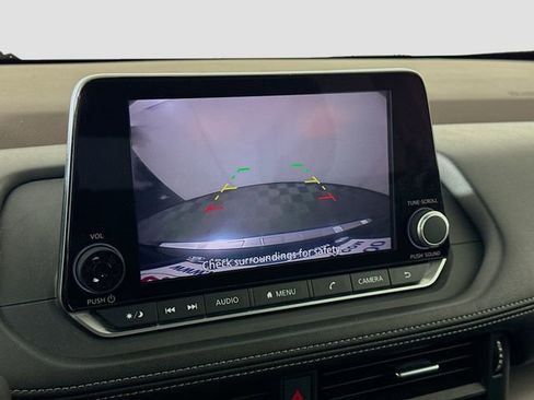 Used 2023 Nissan Rogue SV image 22