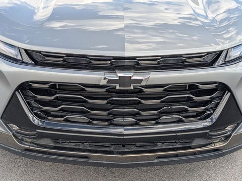 Certified 2025 Chevrolet Trax ACTIV w/ Driver Confidence Package FWD image 10
