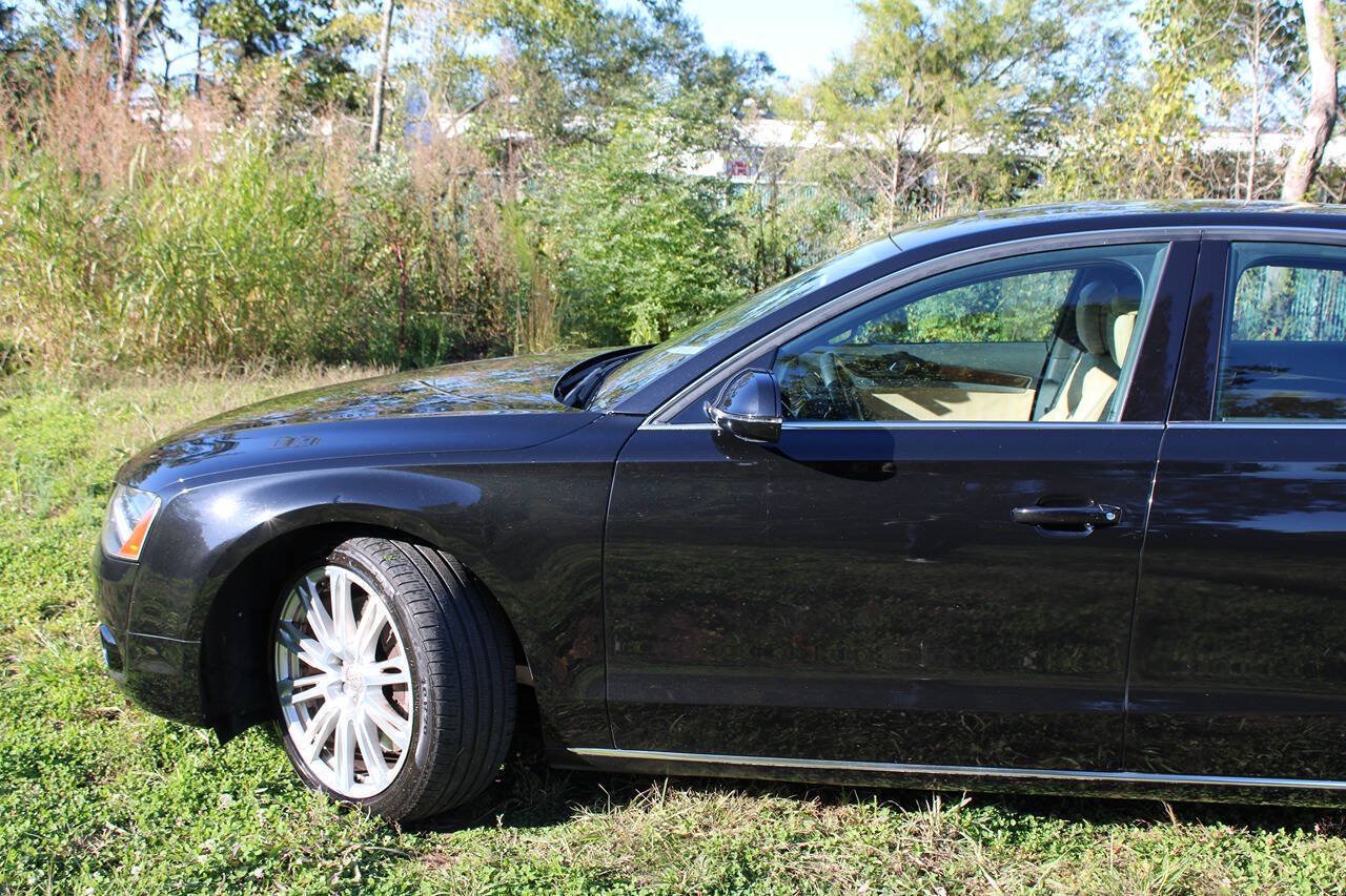 Used 2011 Audi A8 4.2 AWD/4WD image 11