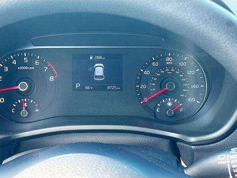 Certified 2021 Kia Soul LX FWD image 12