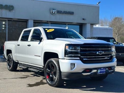 Used 2018 Chevrolet Silverado 1500 LTZ Z71 w/ Redline Edition image 7