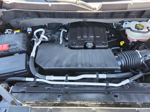 Used 2023 Chevrolet Silverado 1500 Custom image 23