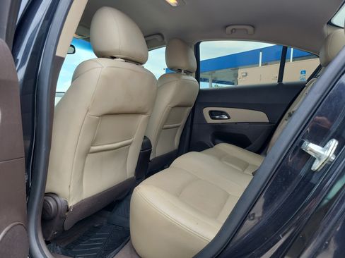 Used 2014 Chevrolet Cruze LT w/ RS Package FWD image 8