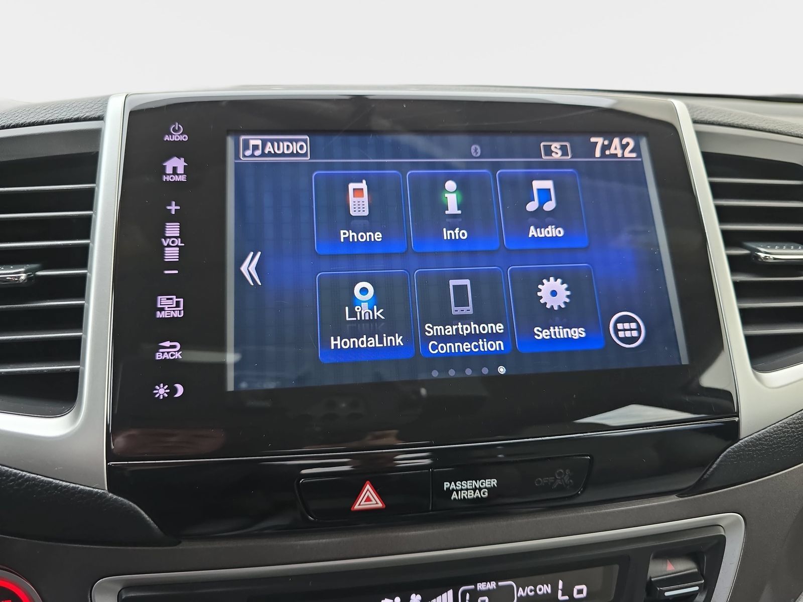 Used 2017 Honda Pilot EX image 24