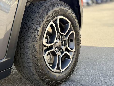 Used 2022 Jeep Grand Cherokee Trailhawk AWD/4WD image 10