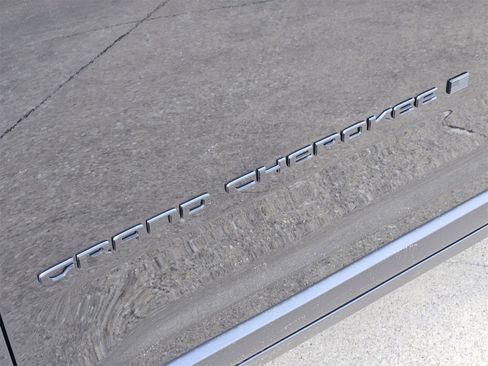 New 2025 Jeep Grand Cherokee L Altitude image 12