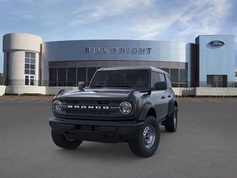 New 2025 Ford Bronco Base image 3