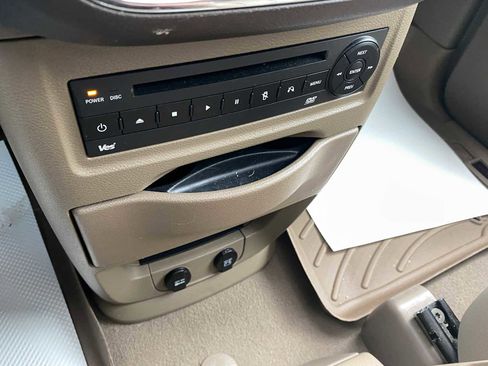 Used 2012 Chrysler Town & Country Touring-L w/ Entertainment Group #2 image 24