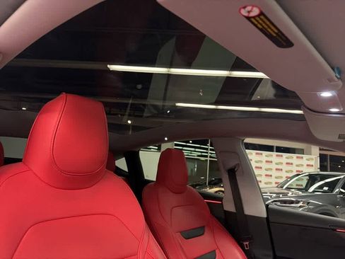 Used 2026 Tesla Model Y AWD image 17