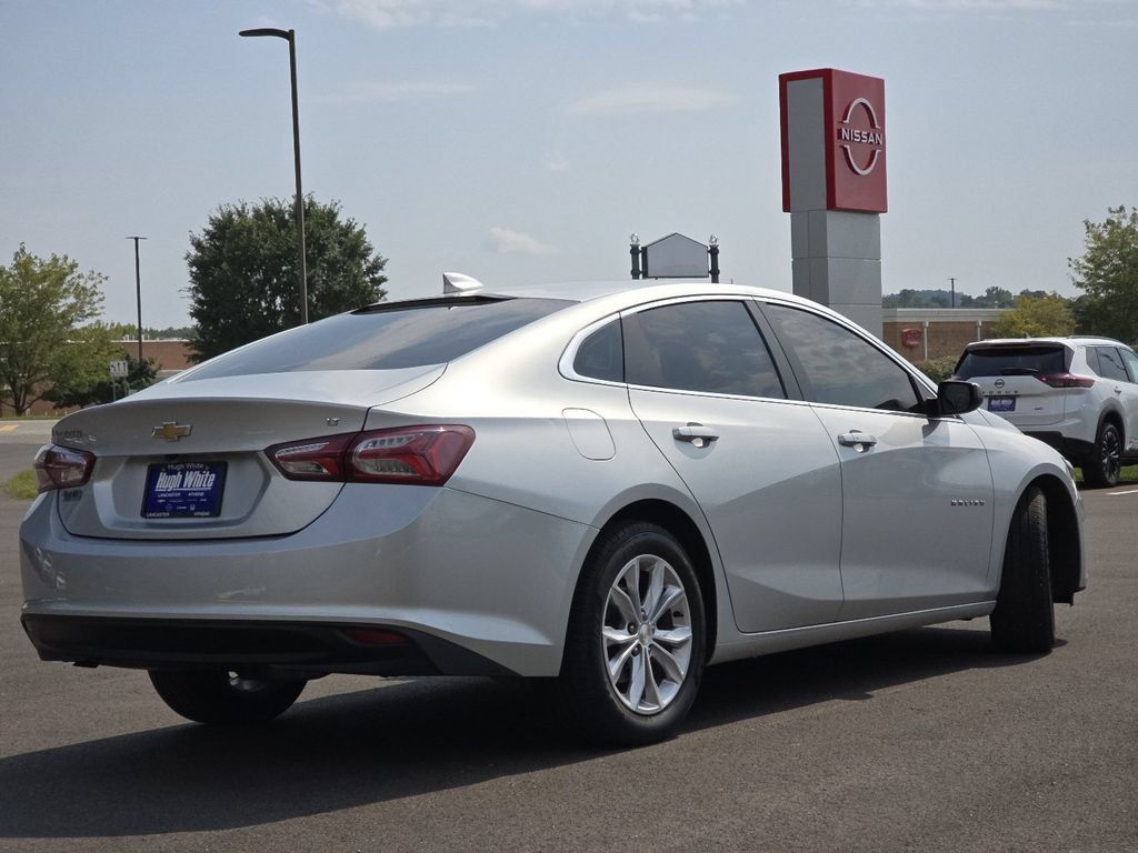 Used 2022 Chevrolet Malibu LT FWD image 18