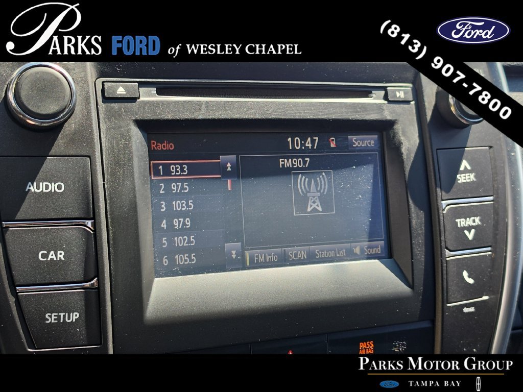 Used 2015 Toyota Camry SE FWD image 21