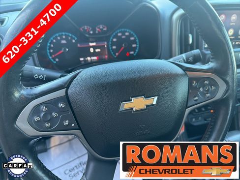 Used 2021 Chevrolet Colorado Z71 w/ Z71 Midnight Edition image 12
