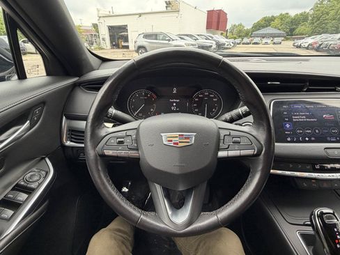 Used 2023 Cadillac XT4 Premium Luxury w/ Cold Weather Package AWD/4WD image 15