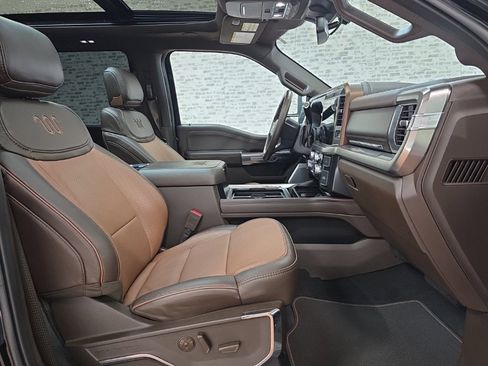 Used 2025 Ford F450 King Ranch w/ Chrome Package image 13