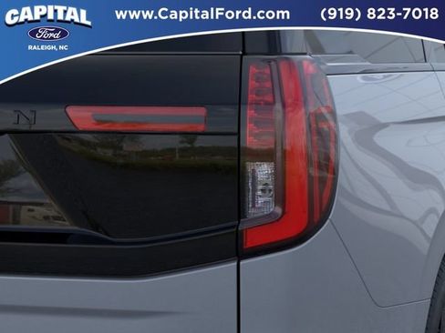 New 2026 Ford Expedition Platinum w/ Stealth Performance Package AWD/4WD image 21